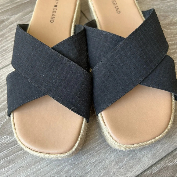 Lucky  Brand Gayte Black/Jute Platform Sandals - Picture 4 of 12